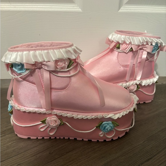 Dolls Kill Shoes - Dolls Kill / Sugar Thrillz Just Desserts Ankle Boots